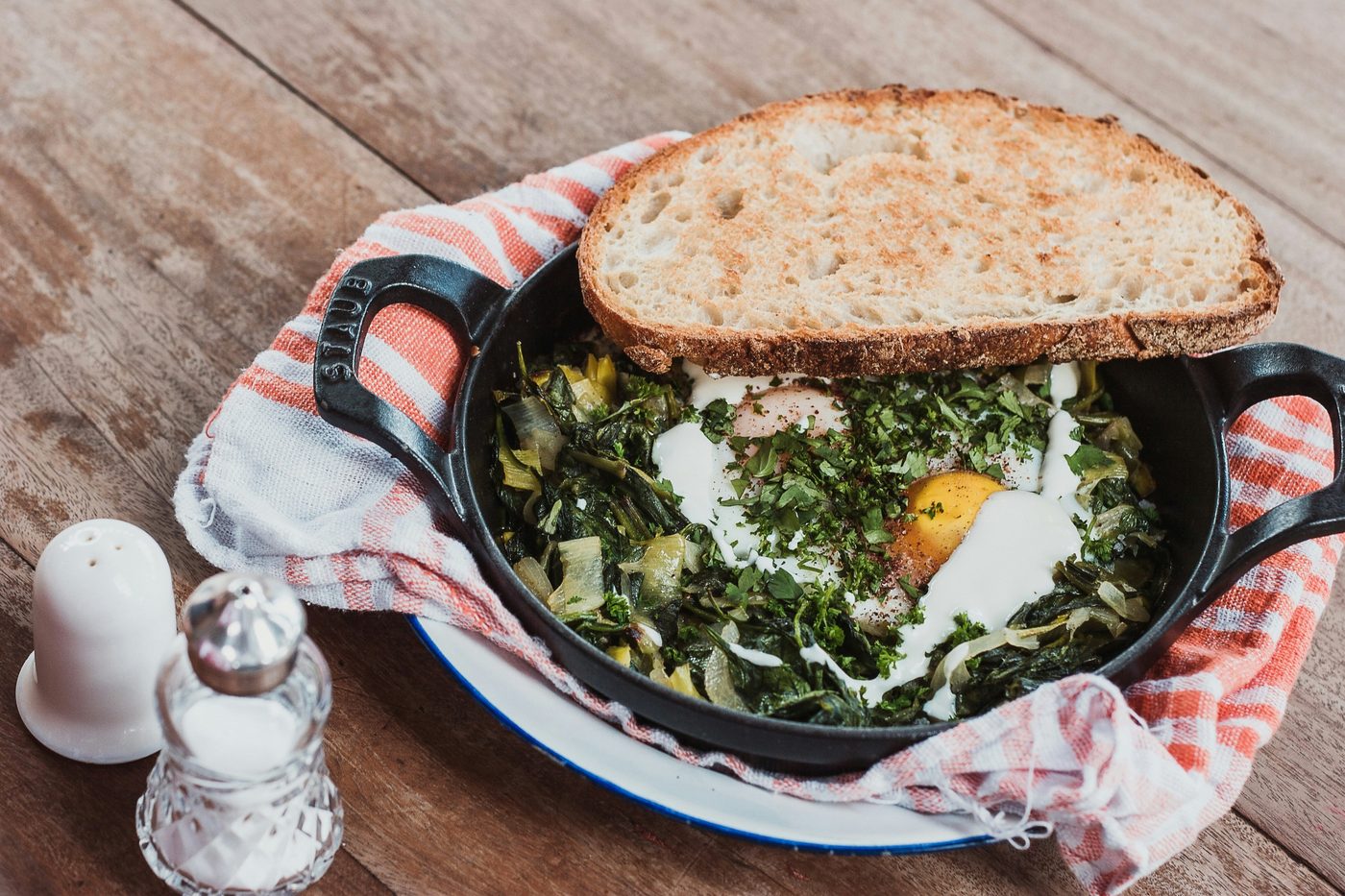 Cocotte d'Œufs & Herbes